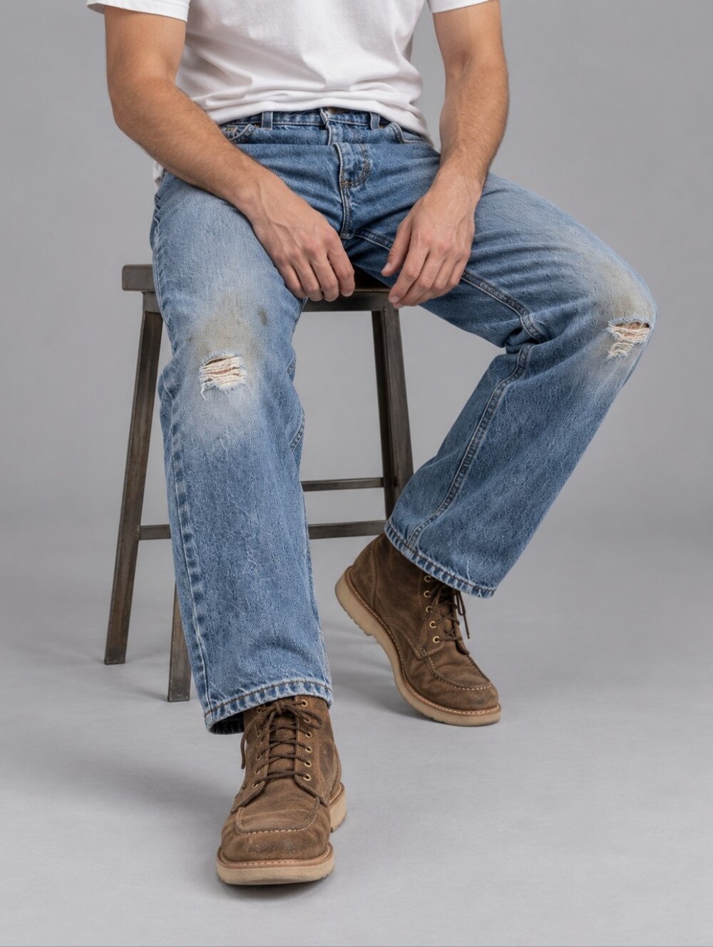 Carhartt Relaxed Fit Distressed Faded Denim Jeans Mens 33 x 28